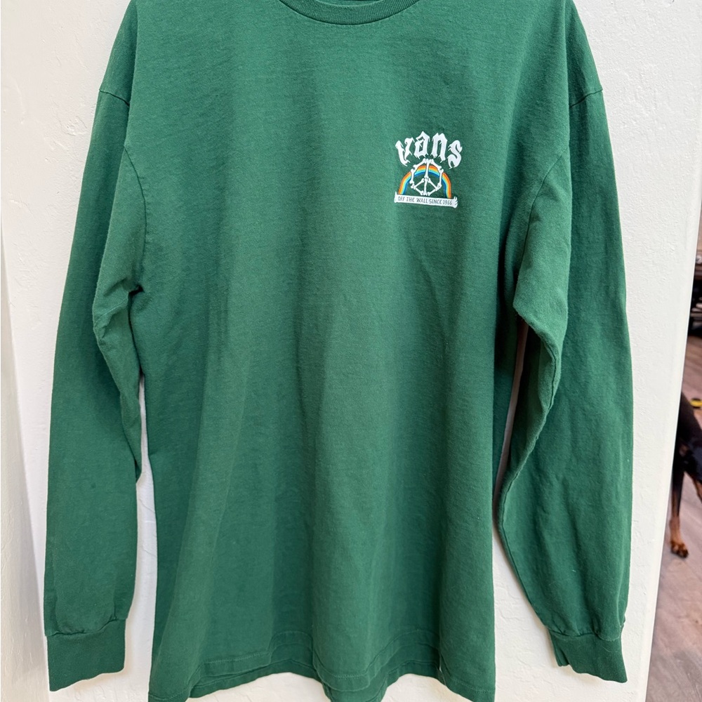 Vans “When Opposites Unite”  Men’s Long Sleeve T-Shirt in Forest Green. Size XL